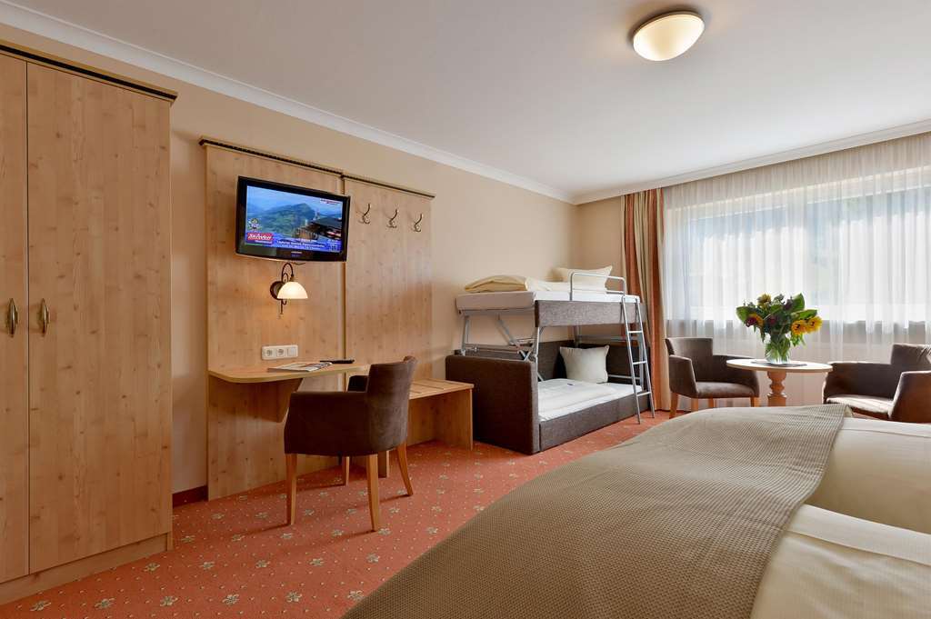 Hotel Mesnerwirt Westendorf Room photo